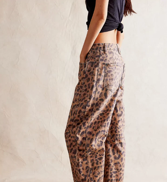 Calça leopardo