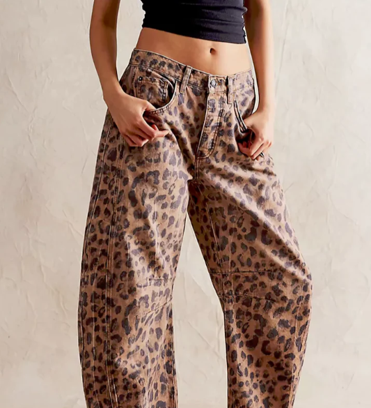 Calça leopardo
